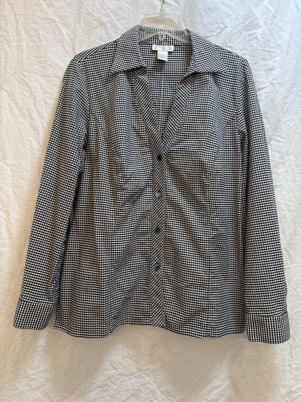 Ladies ELANA by TANNER Black and White Gingham Button-Front Shirt. Size 12